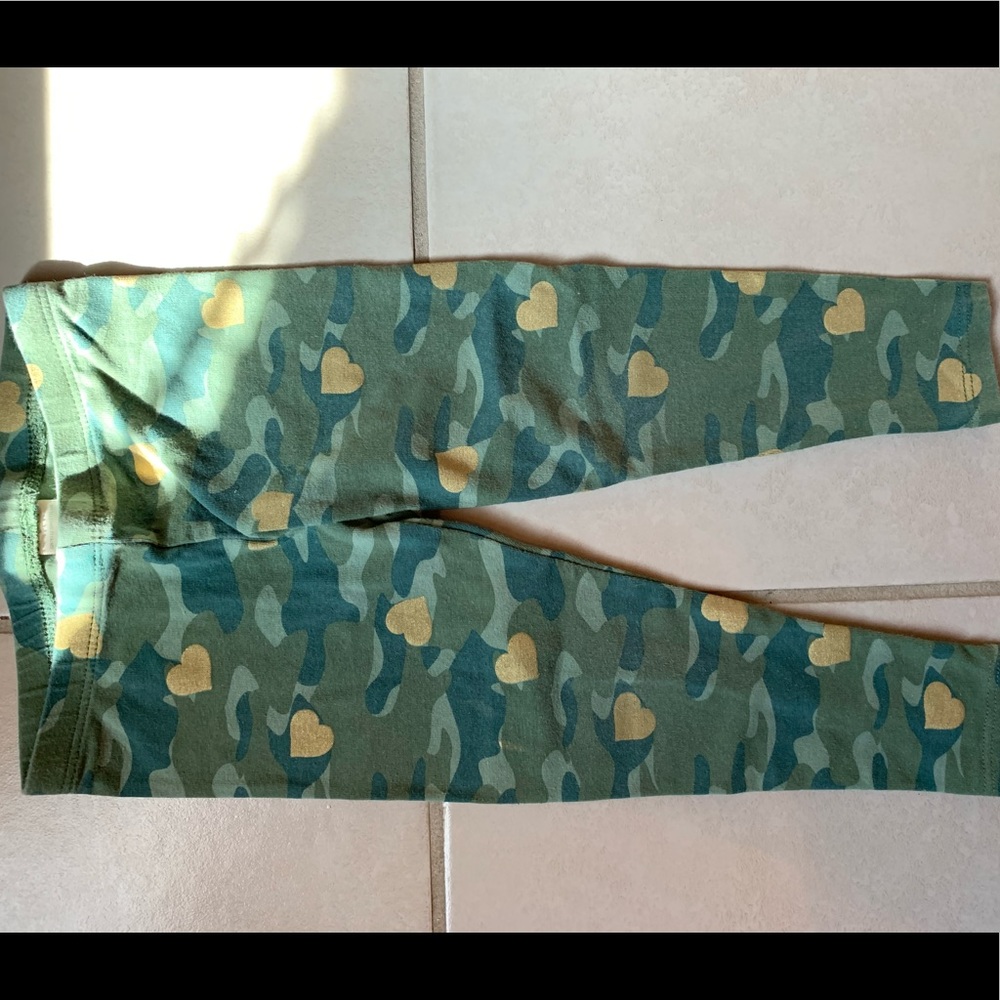 2 pieces of girl toddler leggings